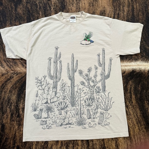Tultex Other - Tultex size X-Large tan tshirt desert museum with hummingbird embroidery